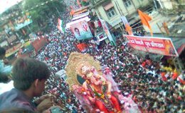 Mumbai: Two dead as Ganesh idol falls during arrival procession