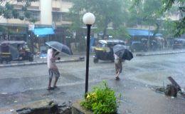 Weather contrasts: Maharashtra rain, Delhi dry spell