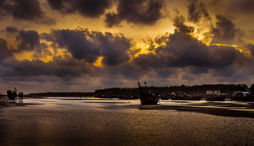 IMD warns of heavy rain, landslide risk in 15 states